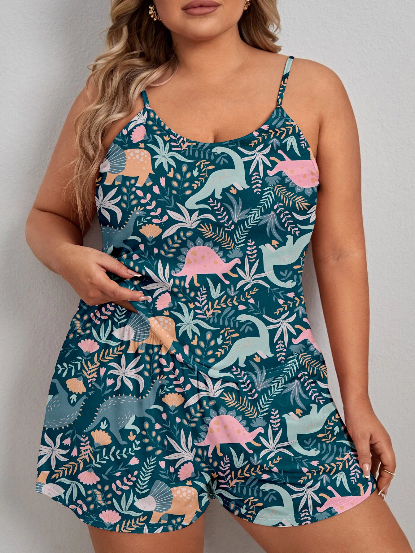 Women's Relaxed Pajama Set, Plus Size Tropical & Dinosaur Print Round Neck Cami Top & Shorts Lounge 2-Piece Set