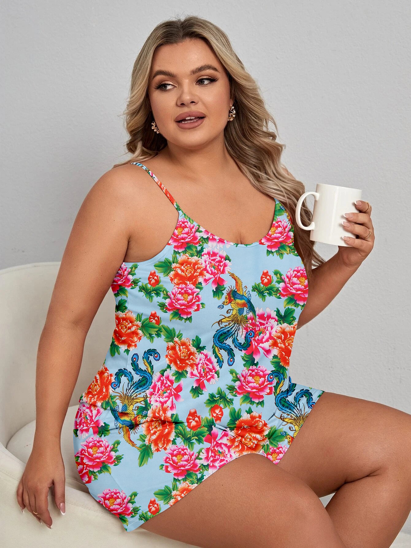 Women's Plus Size Chinese Traditional Floral Print Pajama Set with Round Neck Cami Top & Shorts