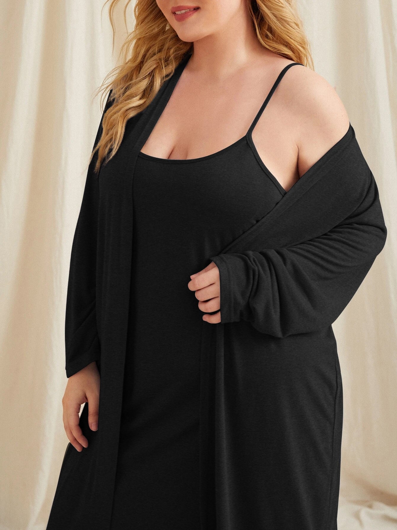 Women's Plus Size Solid Scoop Neck Lounge Set: Slip Dress & Long Sleeve Robe