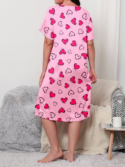 Plus Size Women's Valentine's Day Nightdress with Cute Heart Print, Short Sleeve Round Neck Sleep Dress