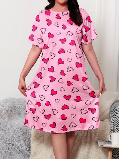 Plus Size Women's Valentine's Day Nightdress with Cute Heart Print, Short Sleeve Round Neck Sleep Dress